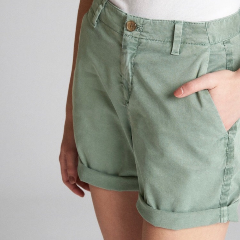 Gap Boyfriend Chino Shorts Khaki/Seafoam